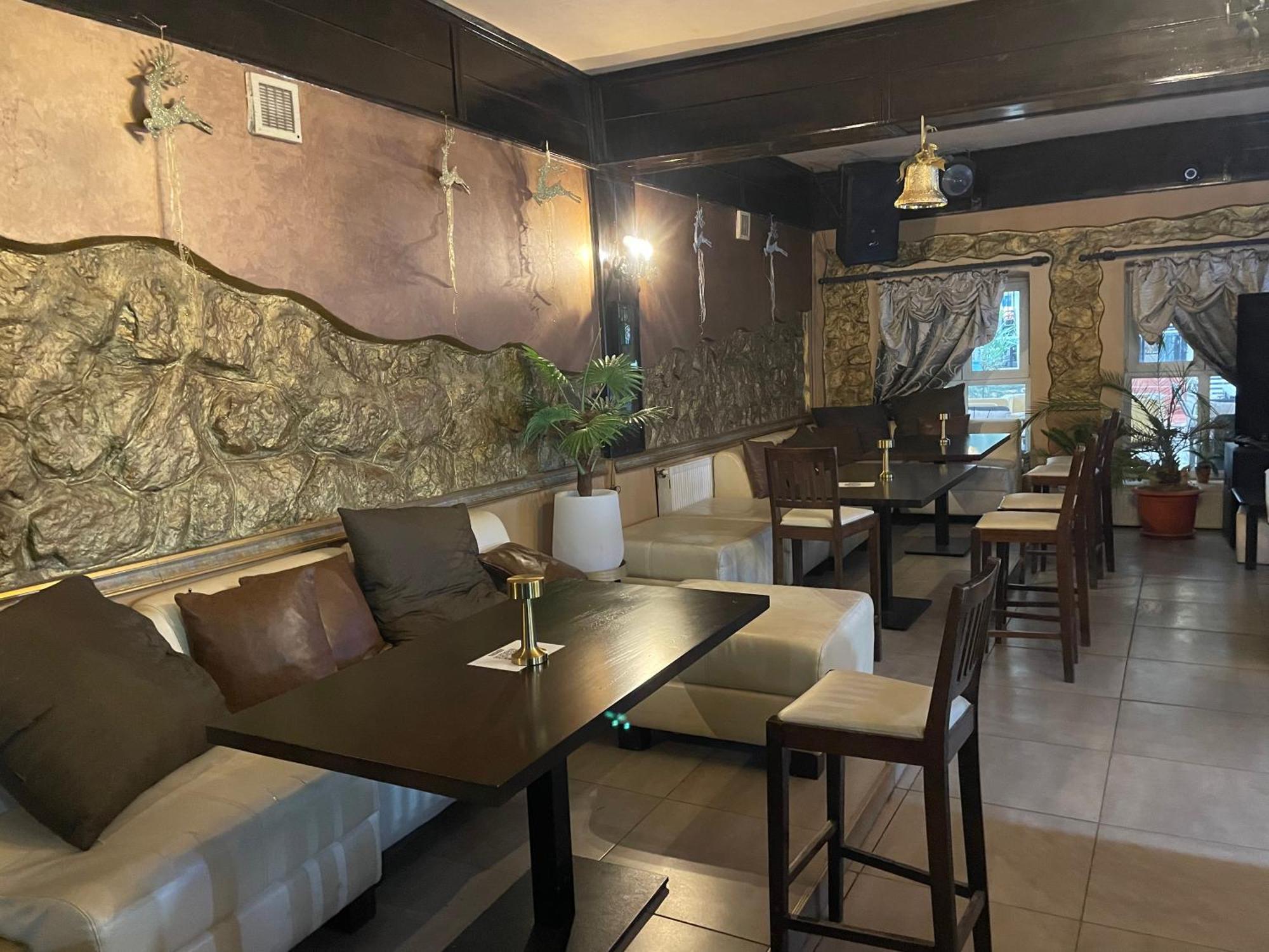 Elgringo Clisura Dunarii Moldova Noua Extérieur photo